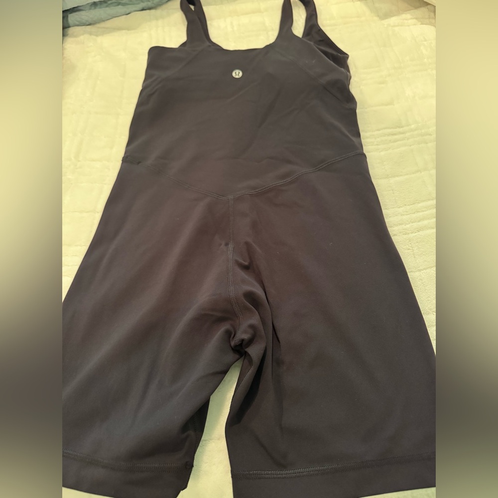 Lululemon Align Body suit. Black, size 4-Never worn